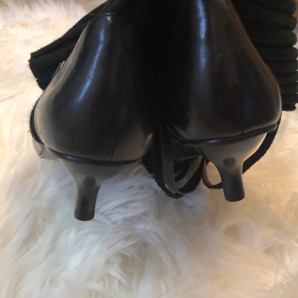 Burberry Heels - Picture 7 of 7